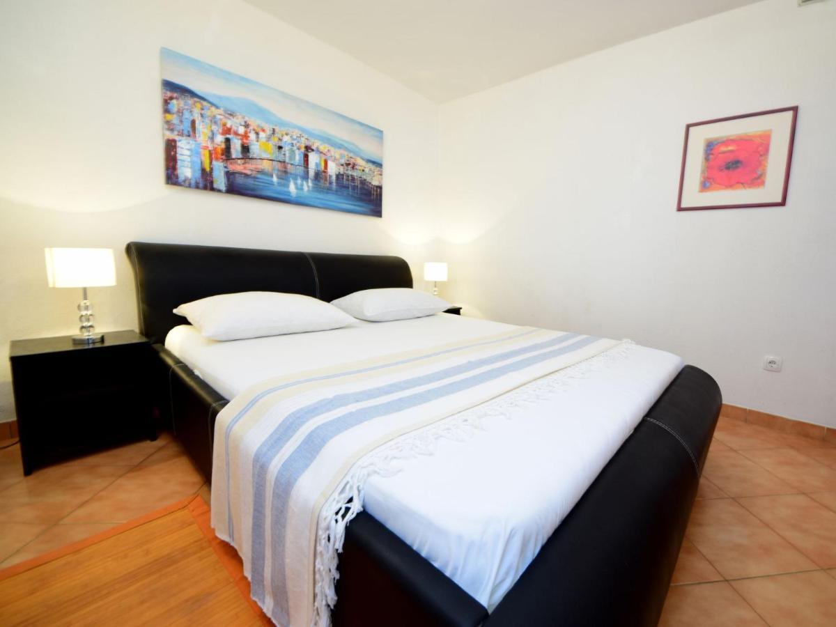 Apartment Tija Trogir Buitenkant foto